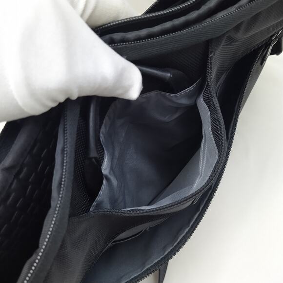 Tumi 2Way Balistic Black Nylon Alpha Computer Briefcase Business Crossbody Bag - Picture 13 of 16